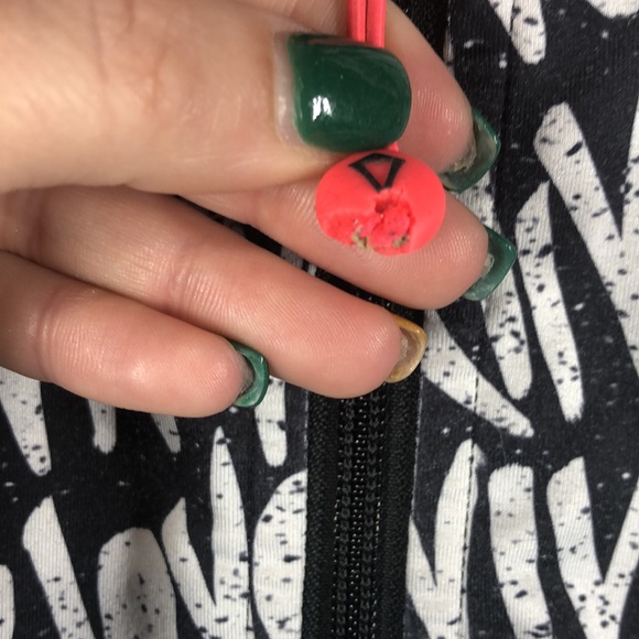 Ivivva Lululemon black and white reversible jacket size 14 - Picture 4 of 16